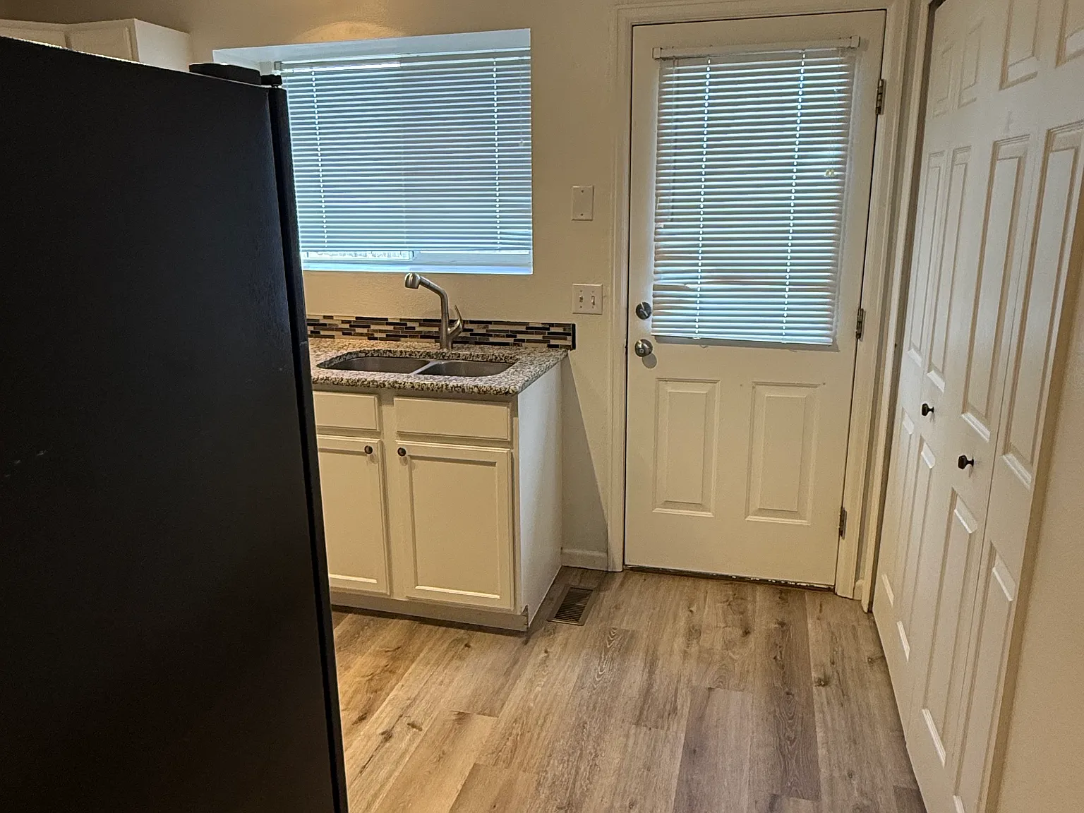 2 bed, 2.5 bath, 1038 sqft, $1,750 — Photo 4