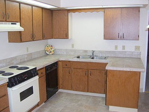 1st image of 2330 SE Brookwood Ave APT 107