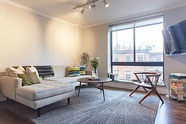 Rented by Optimar International Realty