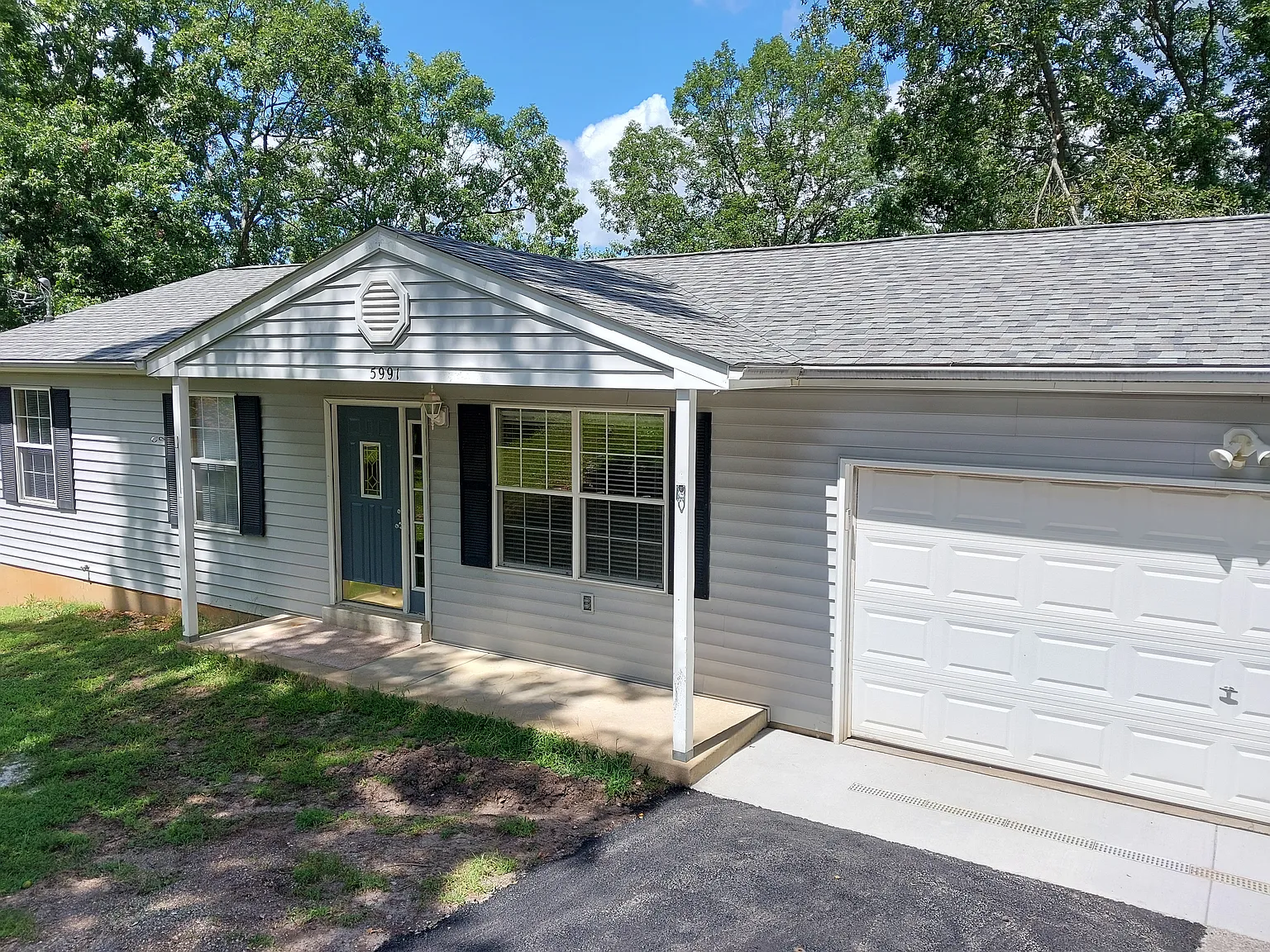 5991 Jennifer Ln photo 1
