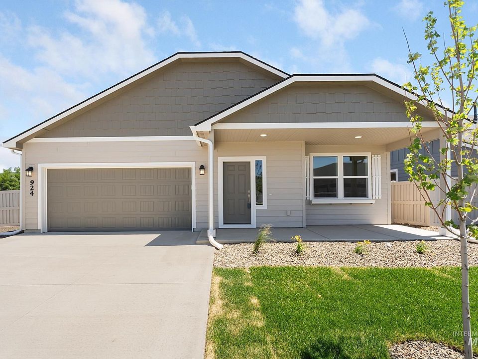 1st image of 924 Mason View Pl
