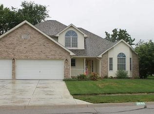 3690 Cheyenne Ct, Columbus, IN 47203