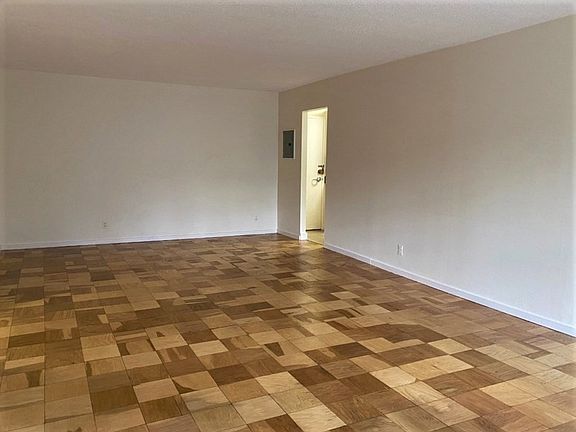 3rd image of 99 Pond Ave APT 507