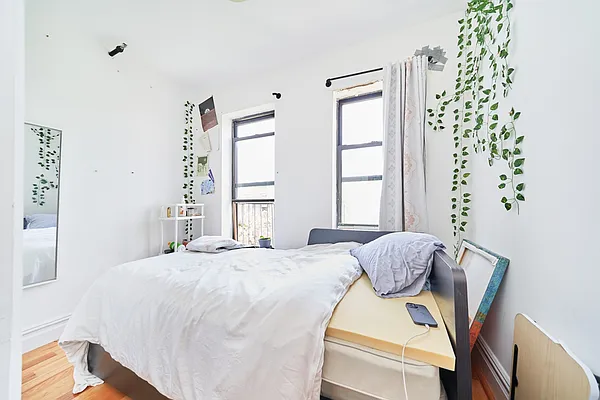 Rented by Living New York | media 8