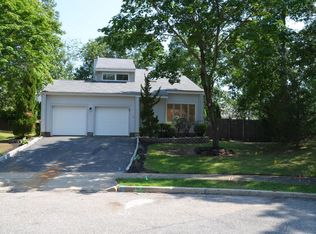 7 Maria Ct, Brick, NJ 08724