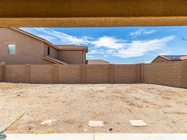 23809 W Adams St — Photo 19