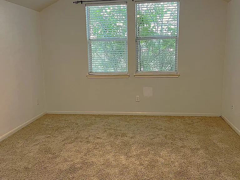 10634 Lyndon Meadows Dr — Photo 19