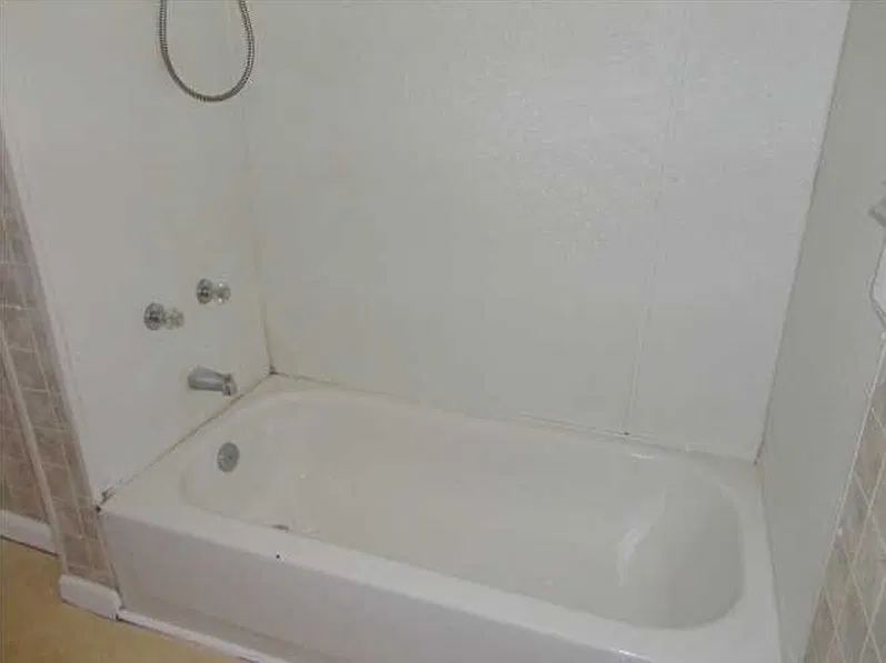 2 bed, 1.0 bath, 900 sqft, $1,250 — Photo 2