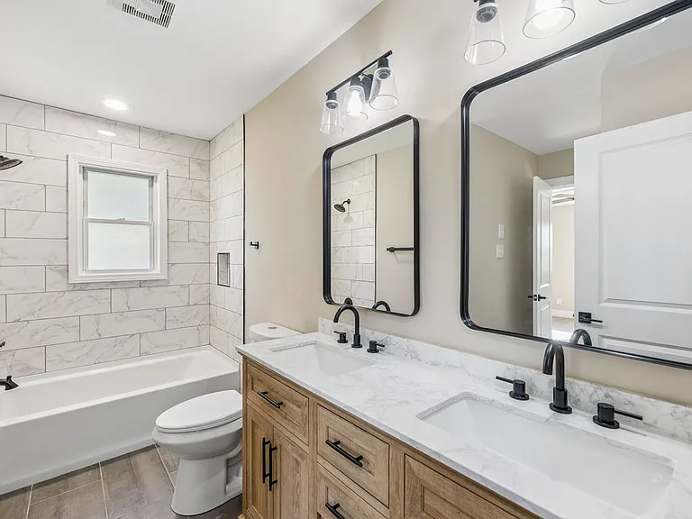 12201 W Kings Gate Rd — Photo 14