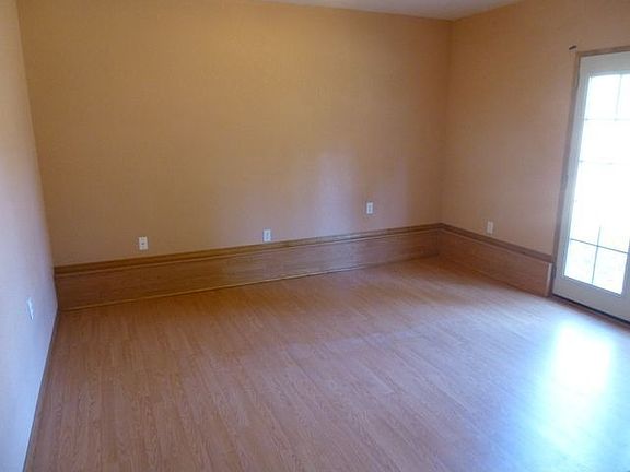 5th image of 9411 50th Ave NE