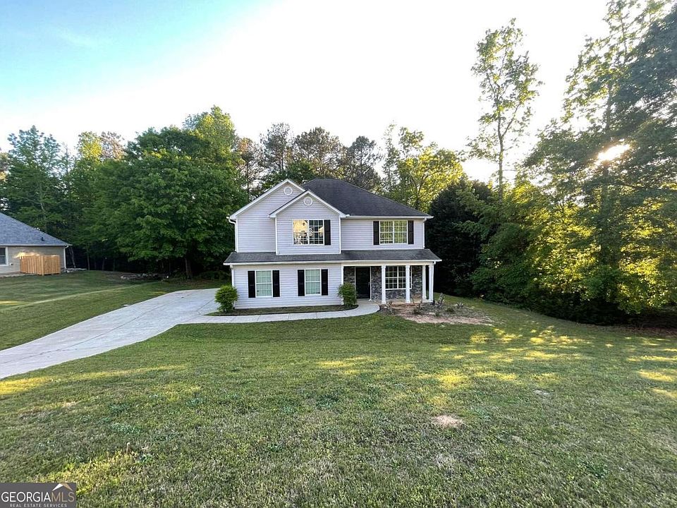 1st image of 804 Pebble Pl