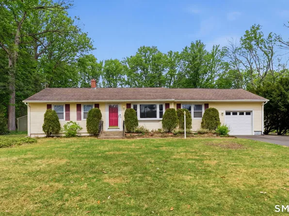 8 Gem Drive, Ellington, CT 06029