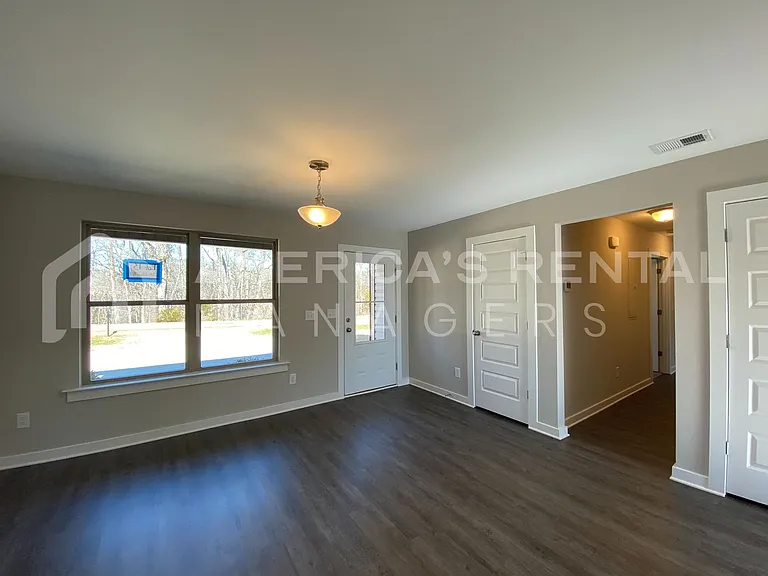 2715 Allison Mill Rd — Photo 10