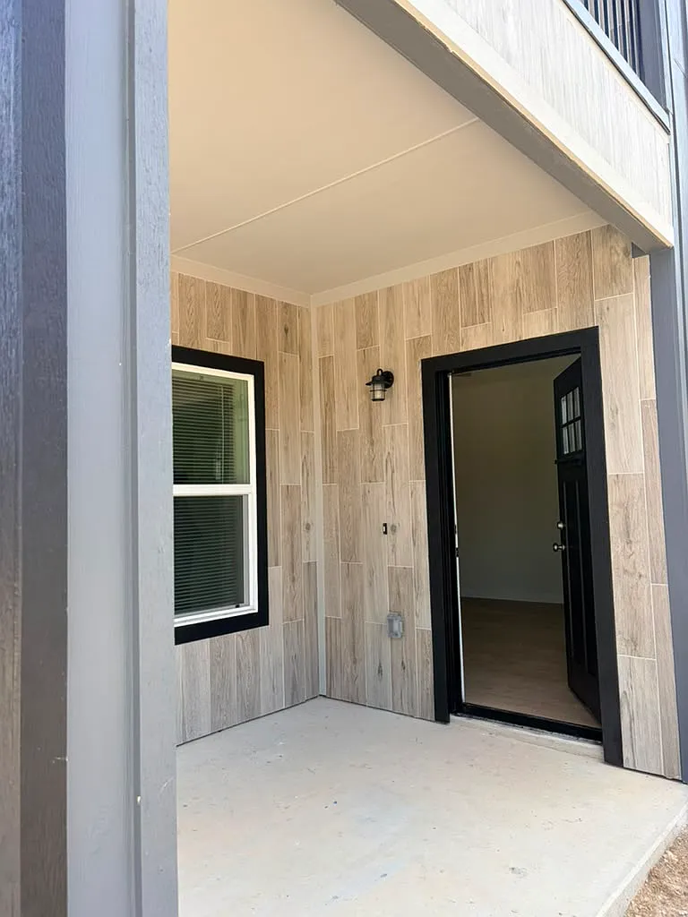 3 bed, 1400 sqft, $1,900 — Photo 3