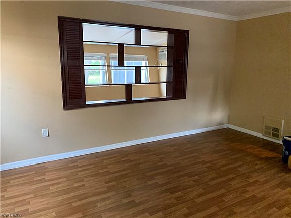 2nd image of 1424 Alhambra Dr