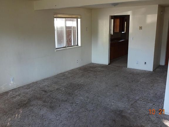 5th image of 1614 W 6th Ave