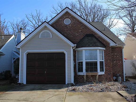 3909 Windsong Cove