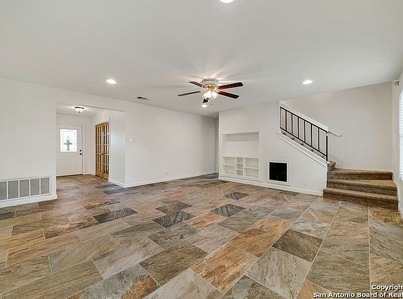 5th image of 2131 Oak Peak