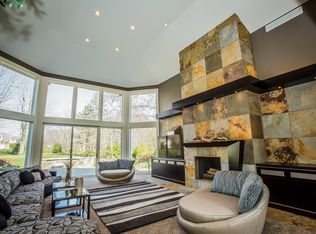 2583 Butterwing Rd, Pepper Pike, OH 44124