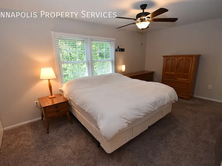 518 Bay Dale Ct — Photo 41