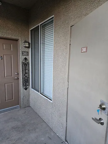 4400 S Jones Blvd Photo 1