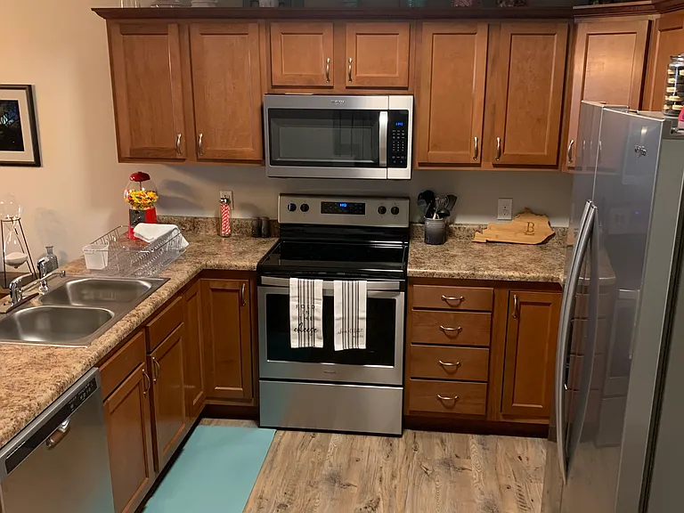 85 Melrose Dr #5 — Photo 6