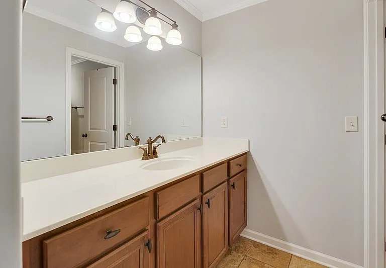 10227 Matwood Oak Dr — Photo 33