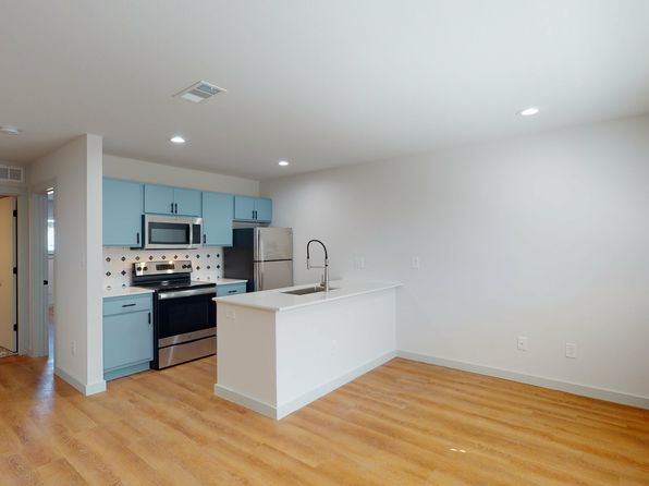 612 N Lancaster Ave APT 101