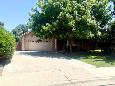 1534 S Grand Street, Visalia, CA, 93292