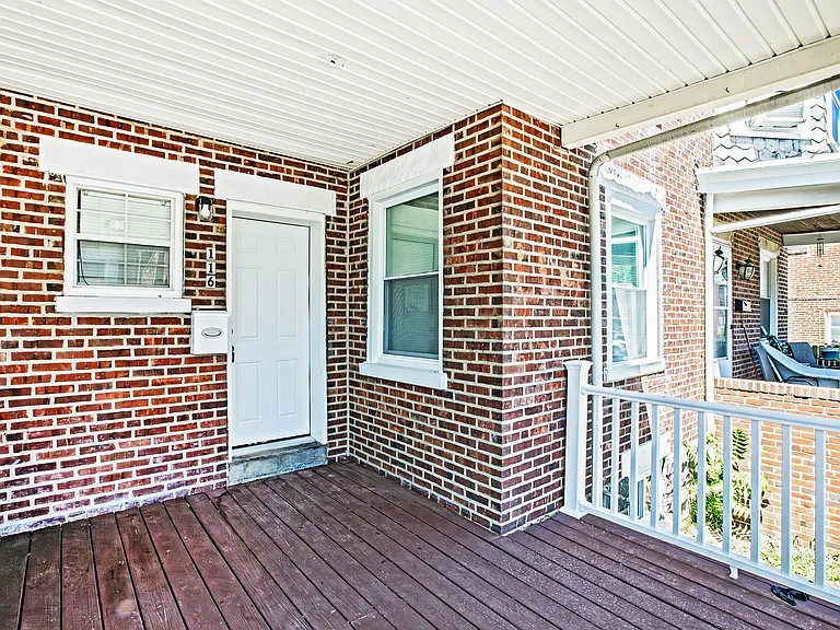 116 W 27th St — Photo 3