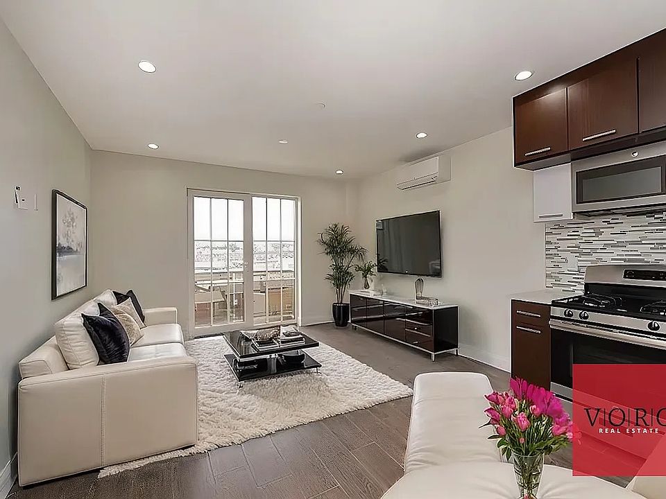 1st image of 25-34 31st St #3B