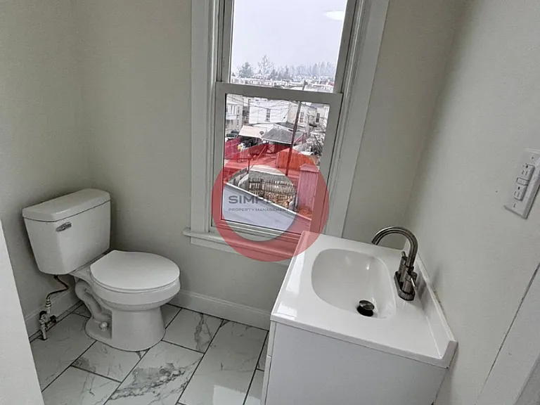 1457 Cotton St — Photo 10