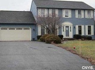 9252 Bendigo Dr, Baldwinsville, NY 13027