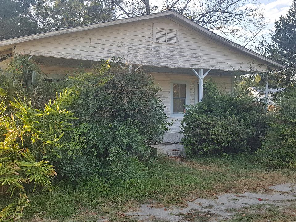 2nd image of 11862 BLOXHAM Street