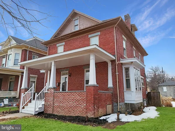 823 Hamilton Blvd, Hagerstown, MD 21742