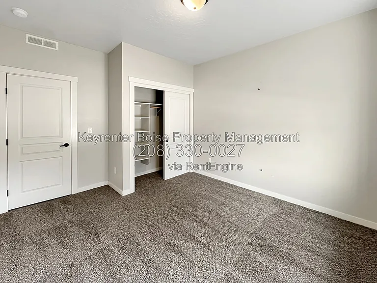 1376 W Pebblestone Dr — Photo 13