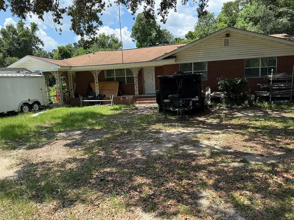 8719 N Chemstrand Rd, Pensacola, FL 32534