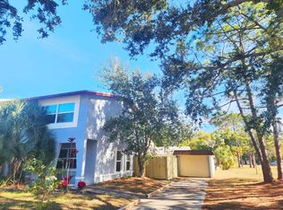 2067 Santiago Way N, Clearwater, FL 33763