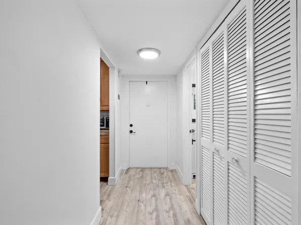 9350 Sunrise Lakes Boulevard #205, Sunrise, FL 33322