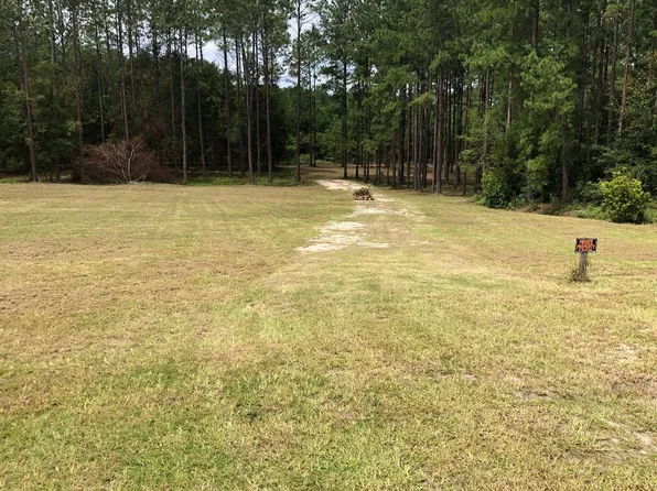 2 Beulah Ests, Wellborn, FL 32094