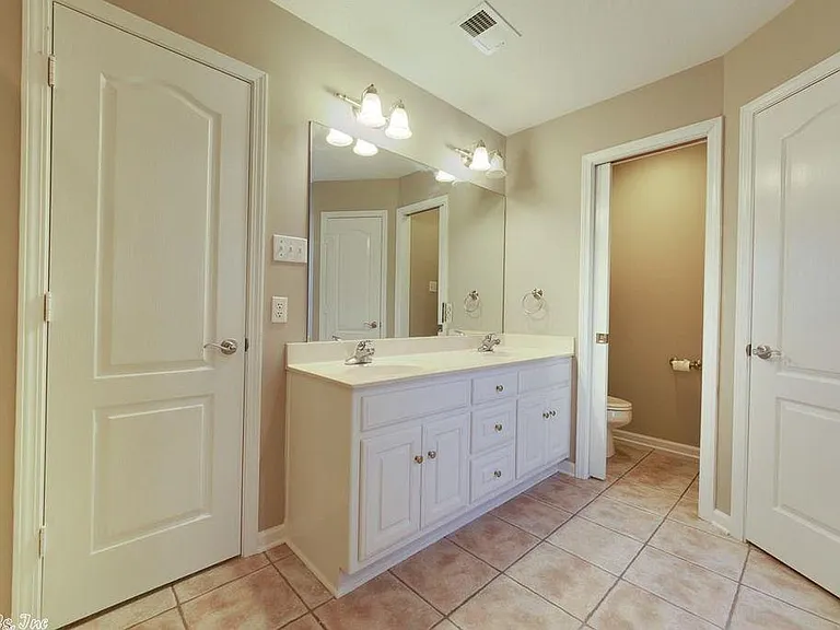 20 Twin Lakes Dr — Photo 14