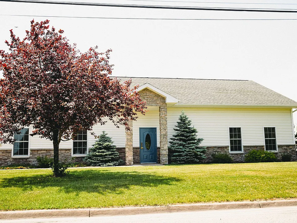 820 W 28th Ave