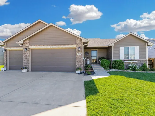 2018 Chestnut St, Newton, KS 67114