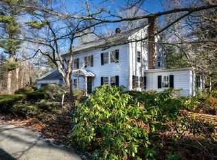 25 Pleasant St, Marion, MA 02738