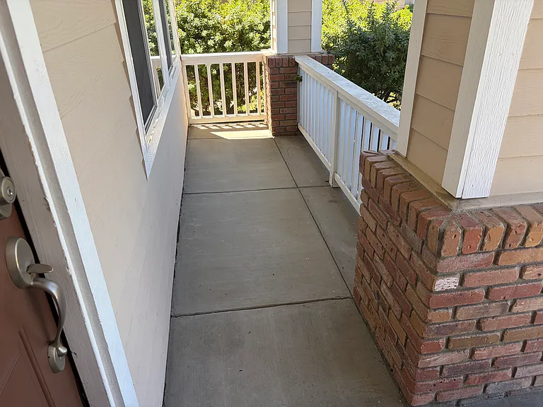 29523 Hyperion St — Photo 4