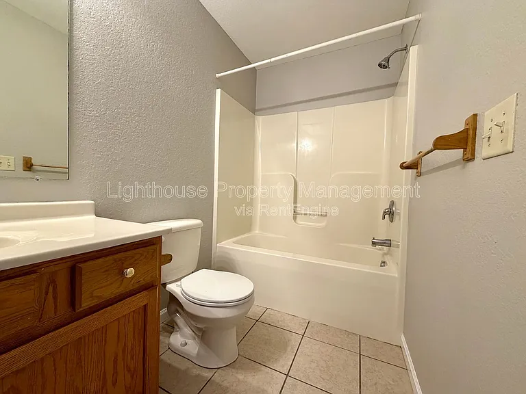 860 Marquette Ave #16 — Photo 13