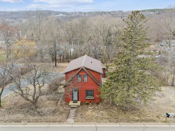 447 N Washington St, Saint Croix Falls, WI 54024