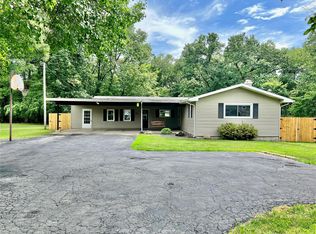 4052 E State Route 16, Litchfield, IL 62056