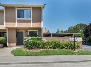 2569 Vallejo St, Santa Rosa, CA 95405