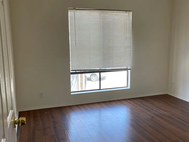 3816 Beethoven St #101 — Photo 8